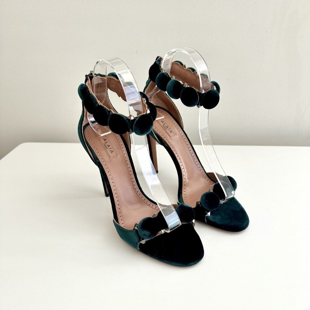 NEW ALAIA Bombe Dark Green Velvet Ankle Strap Studded Sandals Heels Size 38